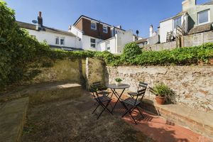 Photo 18- click for photo gallery